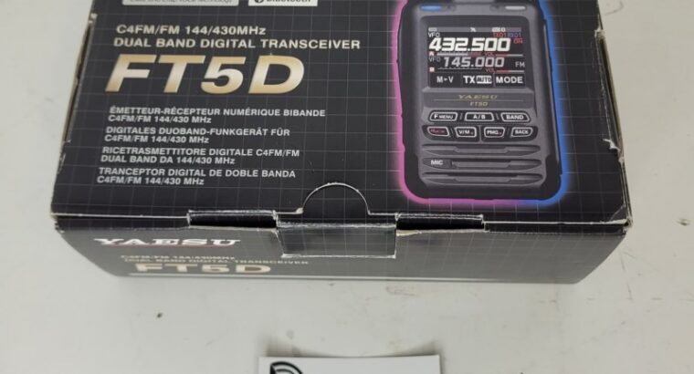 YAESU FT-5DE