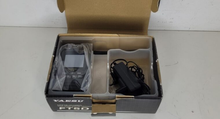 YAESU FT-5DE
