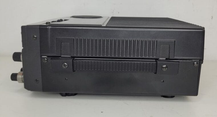 YAESU FT-890